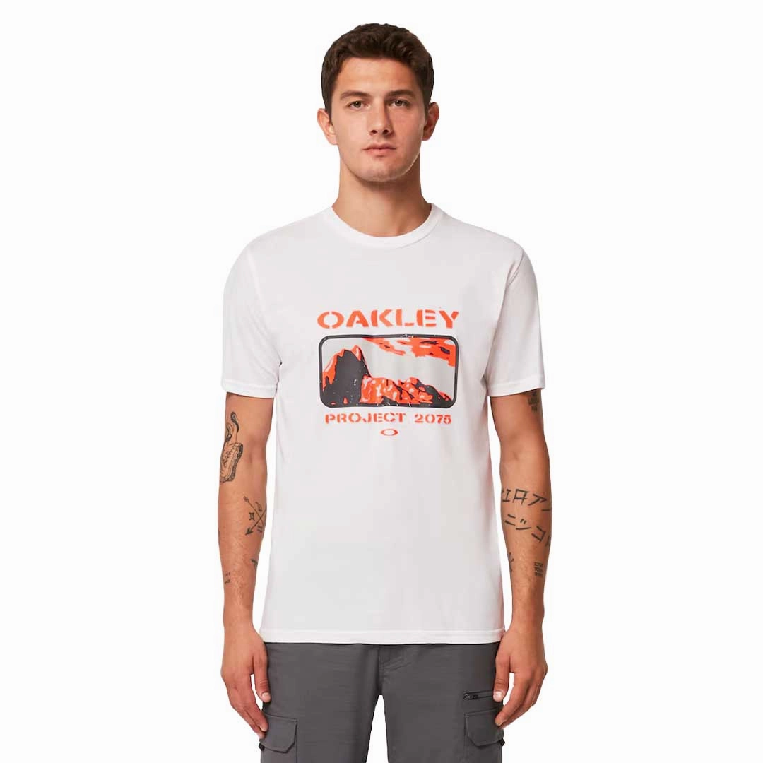 Oakley - Men's Mars Short Sleeve T-Shirt (FOA404382 100)