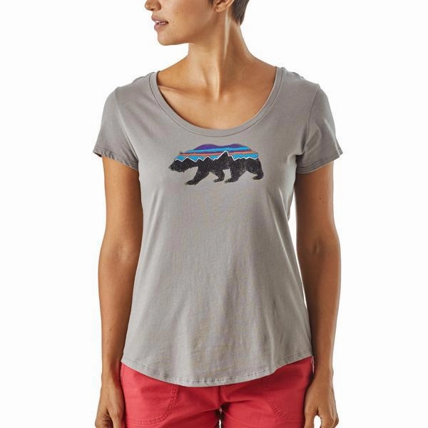 Women's Fitz Roy Bear Organic Scoop T-Shirt